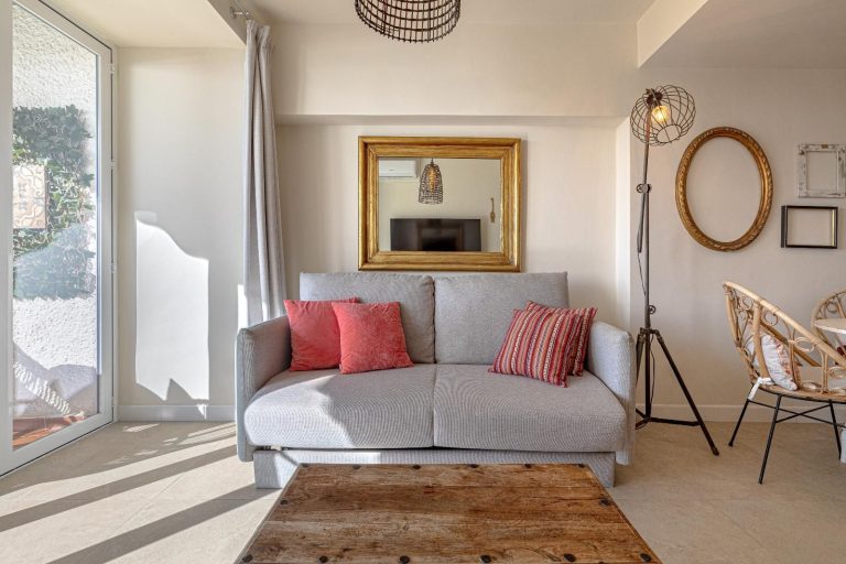 85ab2f237115f4b9ad7ed847ed58de9a - 5