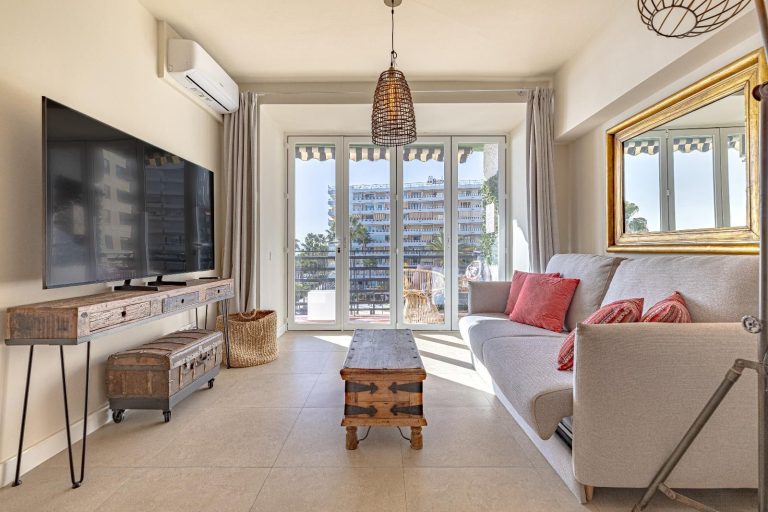 85ab2f237115f4b9ad7ed847ed58de9a - 6