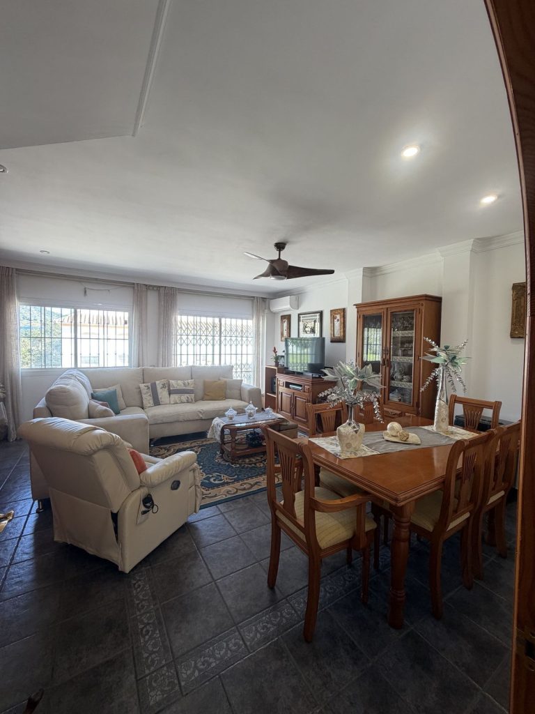 86478a3bec5efce5cdca4b3cac981688 - 4