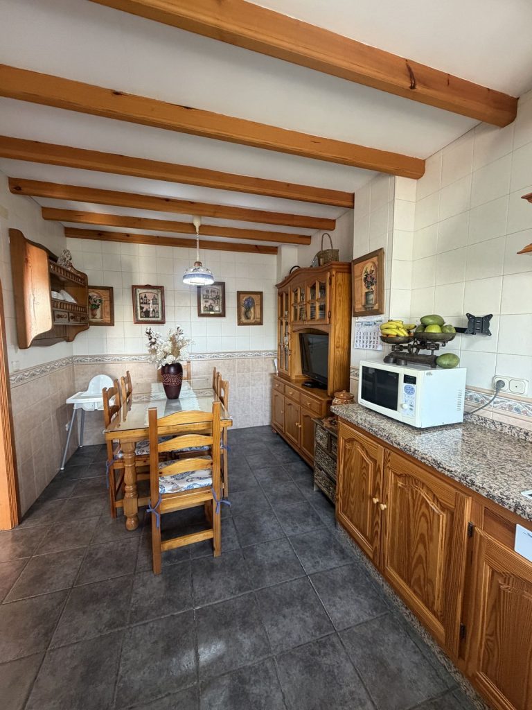 86478a3bec5efce5cdca4b3cac981688 - 6