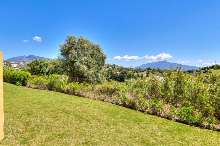 86b2250f3753a673e55a8f603b91afcf - 3