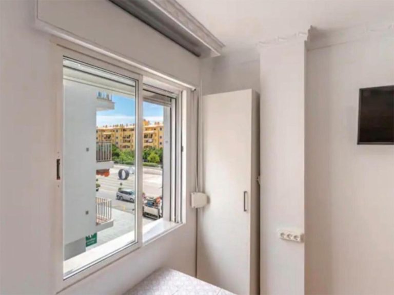 86f4c2a3c9afa2dd608a5083f8b03a90 - 12