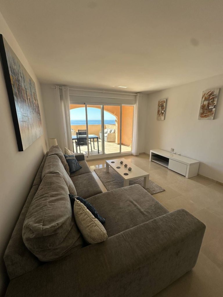 882057c0b2c5a9746d1dfd821630de19 - 16