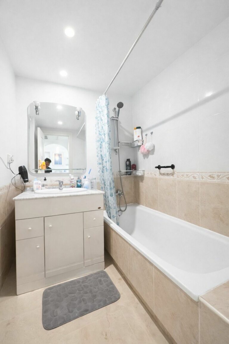 8868ea9078f2f9079e63bf7eb8375a93 - 10