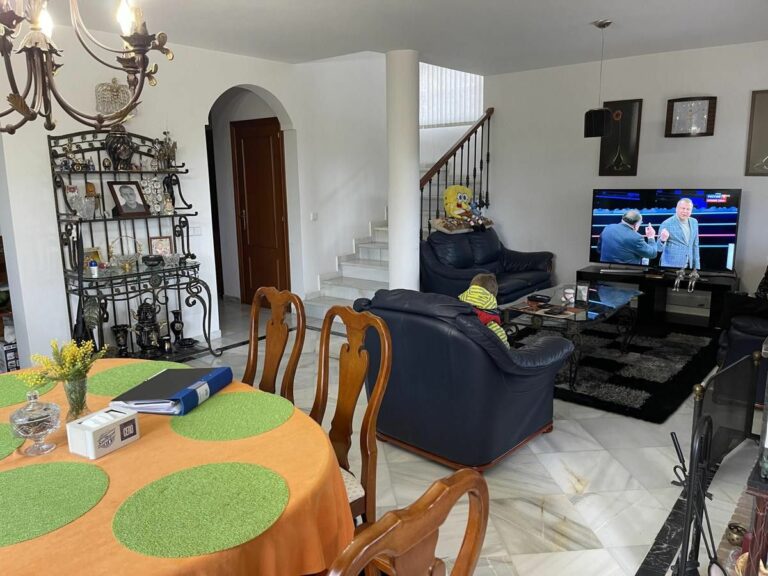 888049189226684054146fbdd028db28 - 3