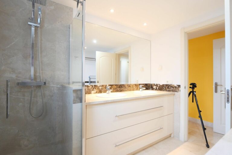 88aeb7093fc725acc06c999b3313c76f - 11