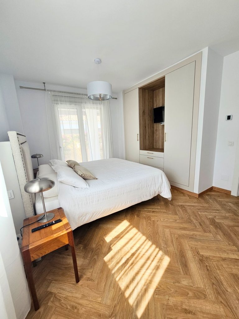 88e119273adef35d01bc629e6555f9e8 - 13