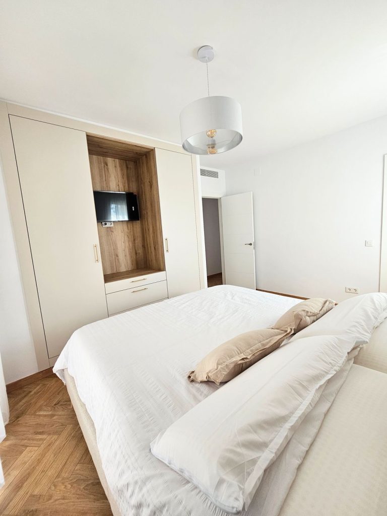 88e119273adef35d01bc629e6555f9e8 - 14