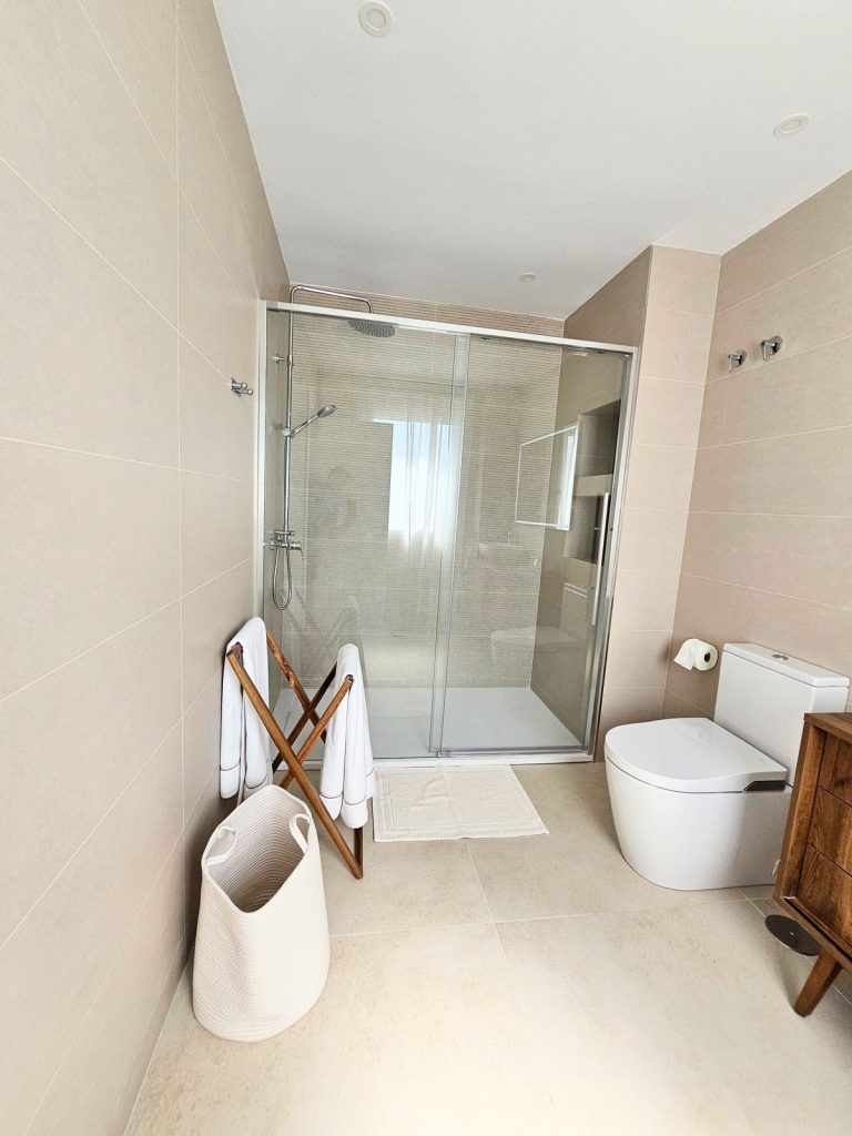 88e119273adef35d01bc629e6555f9e8 - 15