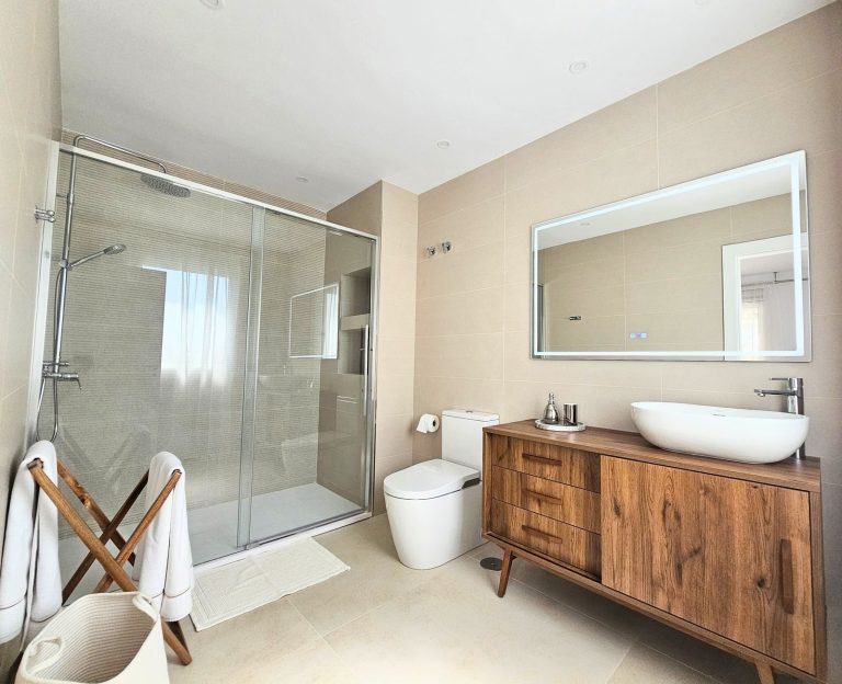 88e119273adef35d01bc629e6555f9e8 - 16