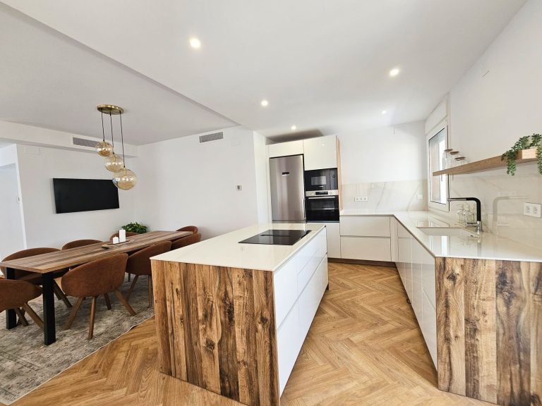 88e119273adef35d01bc629e6555f9e8 - 2