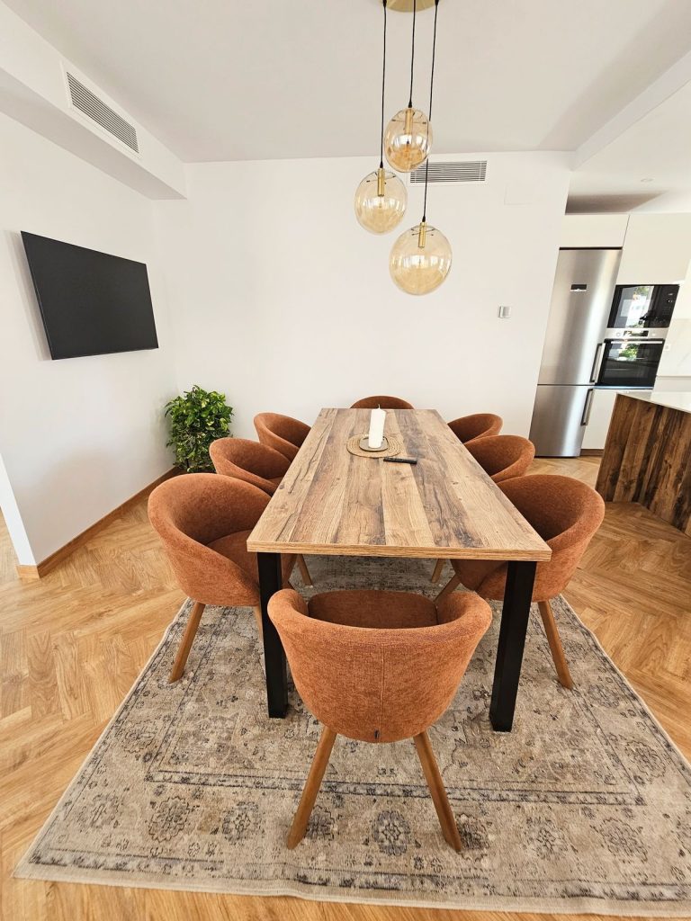 88e119273adef35d01bc629e6555f9e8 - 9