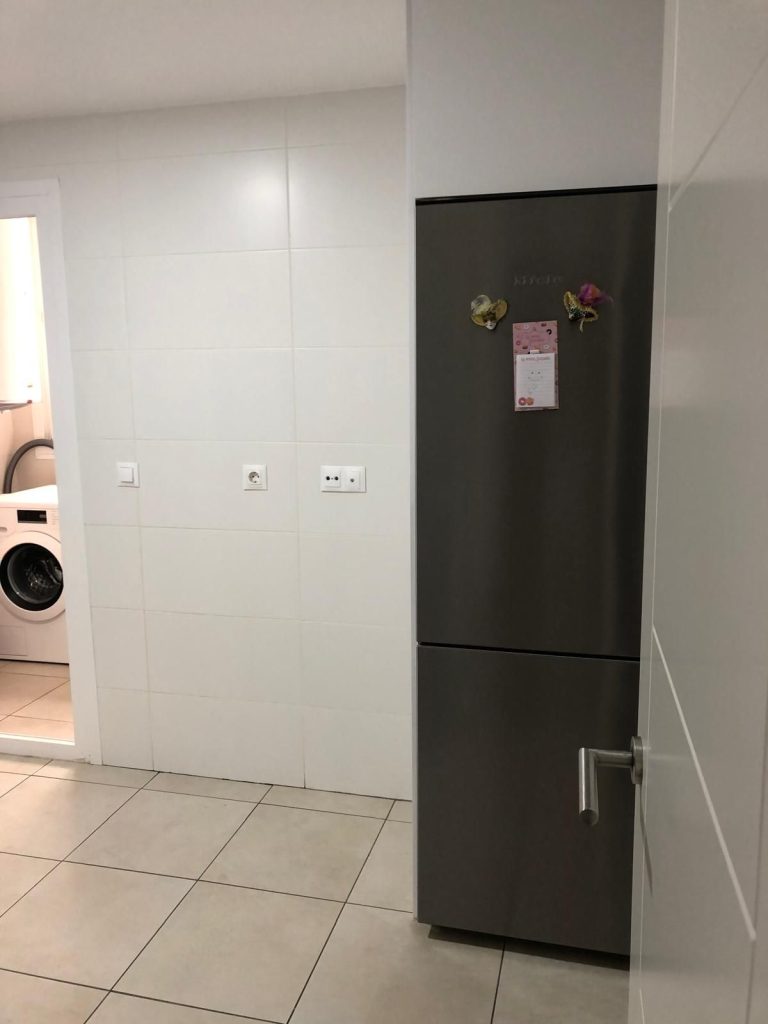 8907af893822e7e1f0cfbbbff397aa3a - 13