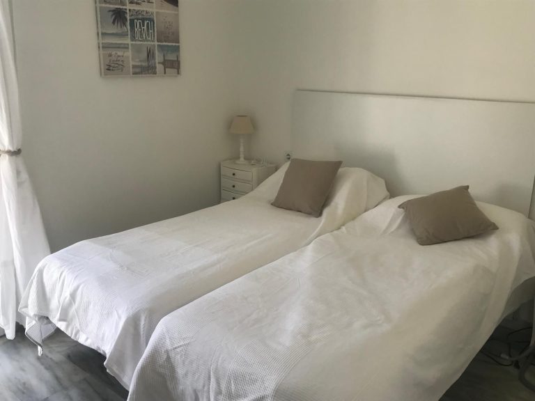 8aa0c87df7e156a80e4a1eb6b0b91689 - 12