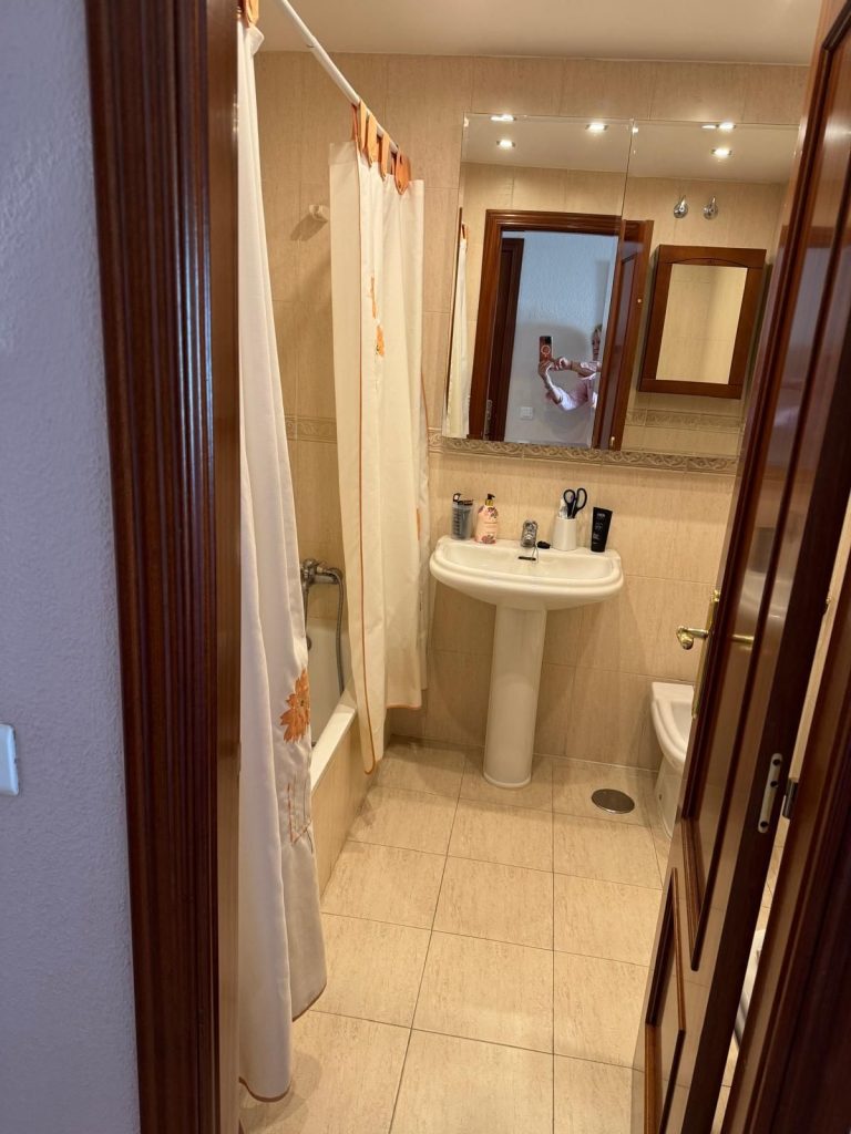 8b392f8e8204c4de86d17d3c9d503a0d - 5