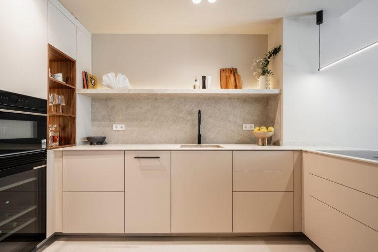 8b5dd24448b4f3f57a3d37611427fa4d - 14