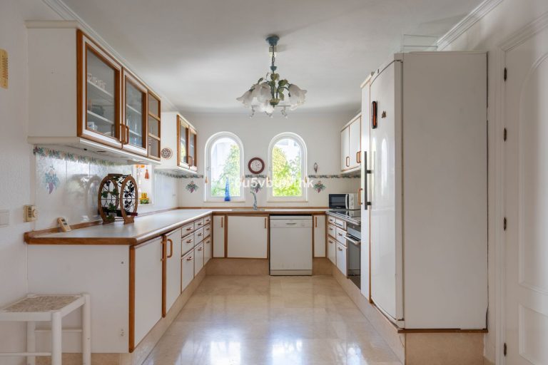 8c70d0e951ad229303e1490e7c362eed - 6