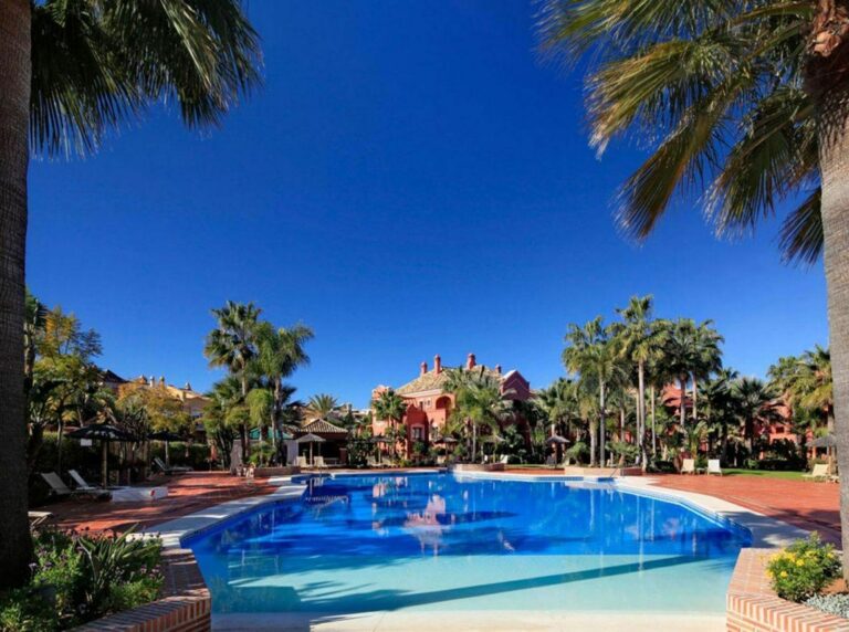 8d70a62548cc760738cf719bdaf287fb - 1