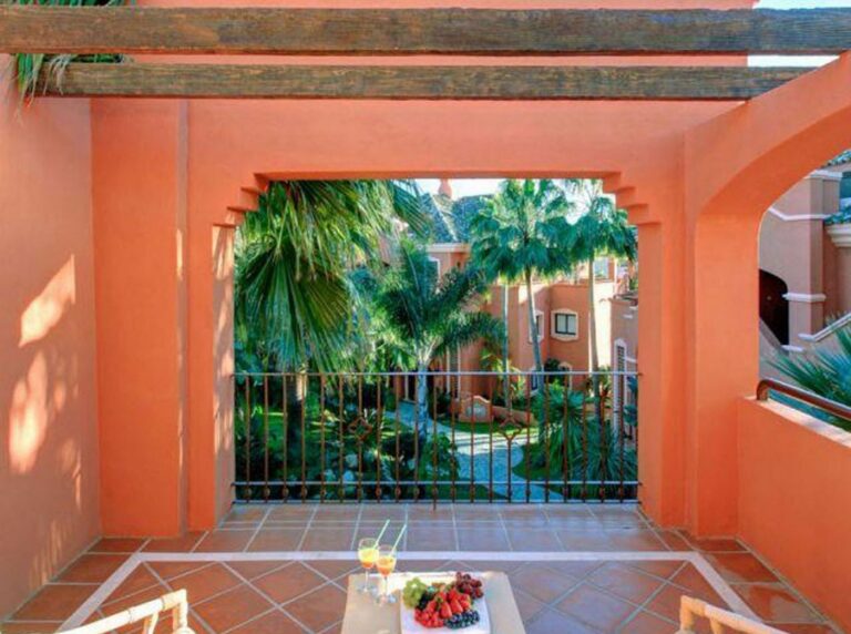 8d70a62548cc760738cf719bdaf287fb - 8