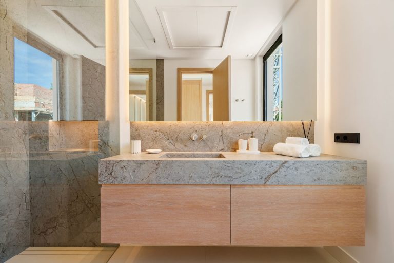 8d854deb379a030b30867b7ef2399334 - 14