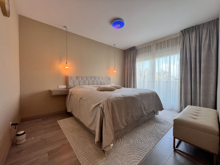 8db4b48a5229f90a6acb879a741843f1 - 11