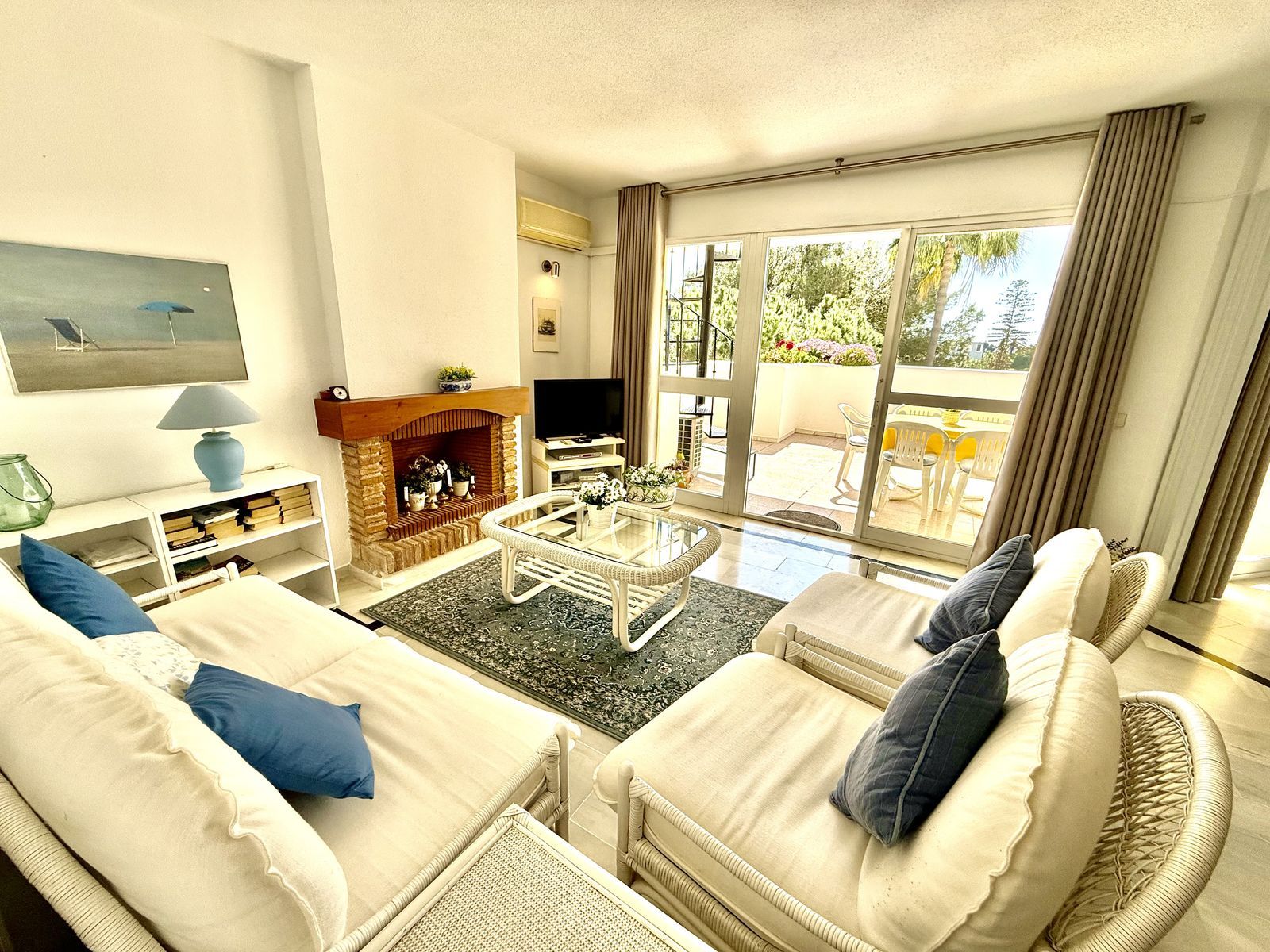 8e8249263b4ec24b96cf28f58bfc27c5 - 10