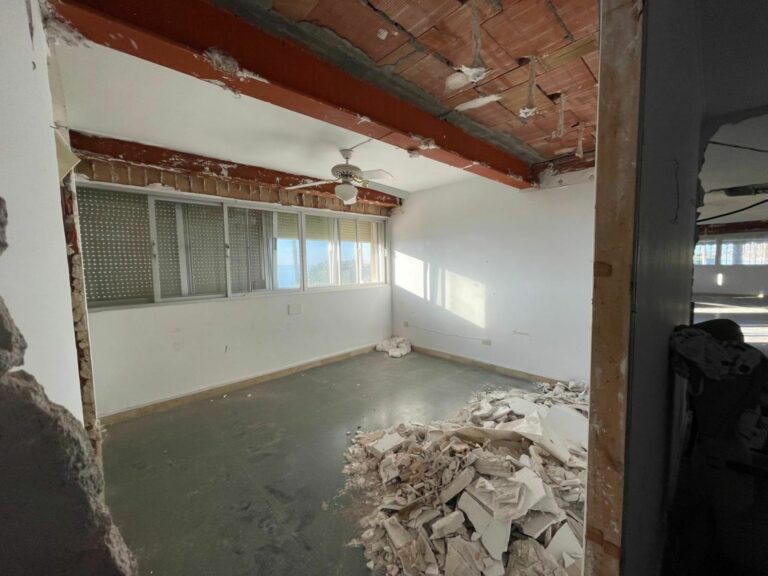 8e9f3fd89b40d573599d7048e868416f - 6