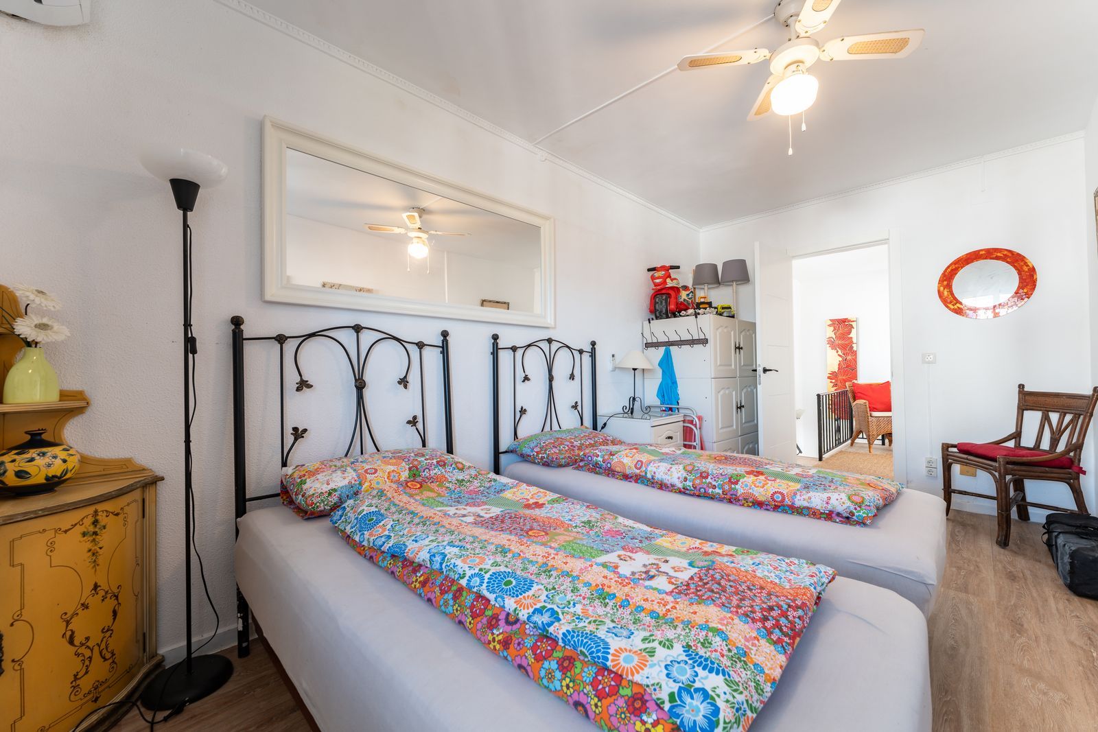 8ea075bc98b86b3c1c0ba8f623506ec2 - 11