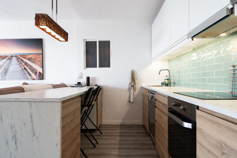 8ea075bc98b86b3c1c0ba8f623506ec2 - 14