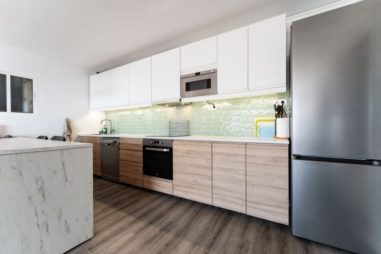 8ea075bc98b86b3c1c0ba8f623506ec2 - 15