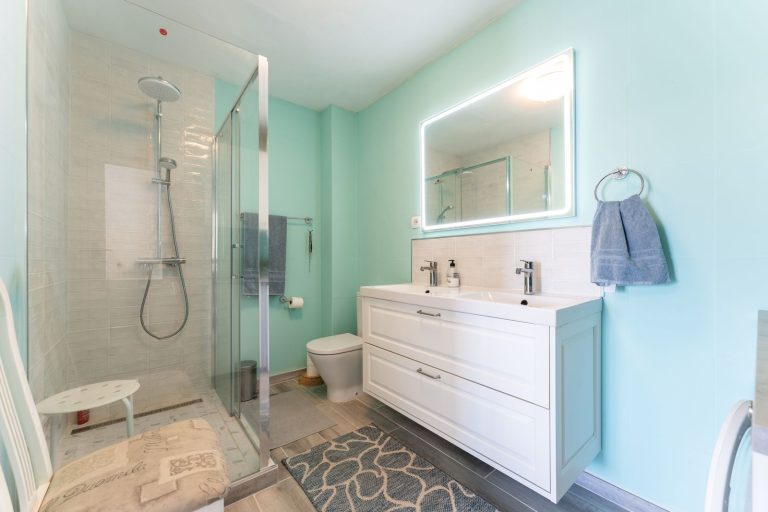 8ea075bc98b86b3c1c0ba8f623506ec2 - 6