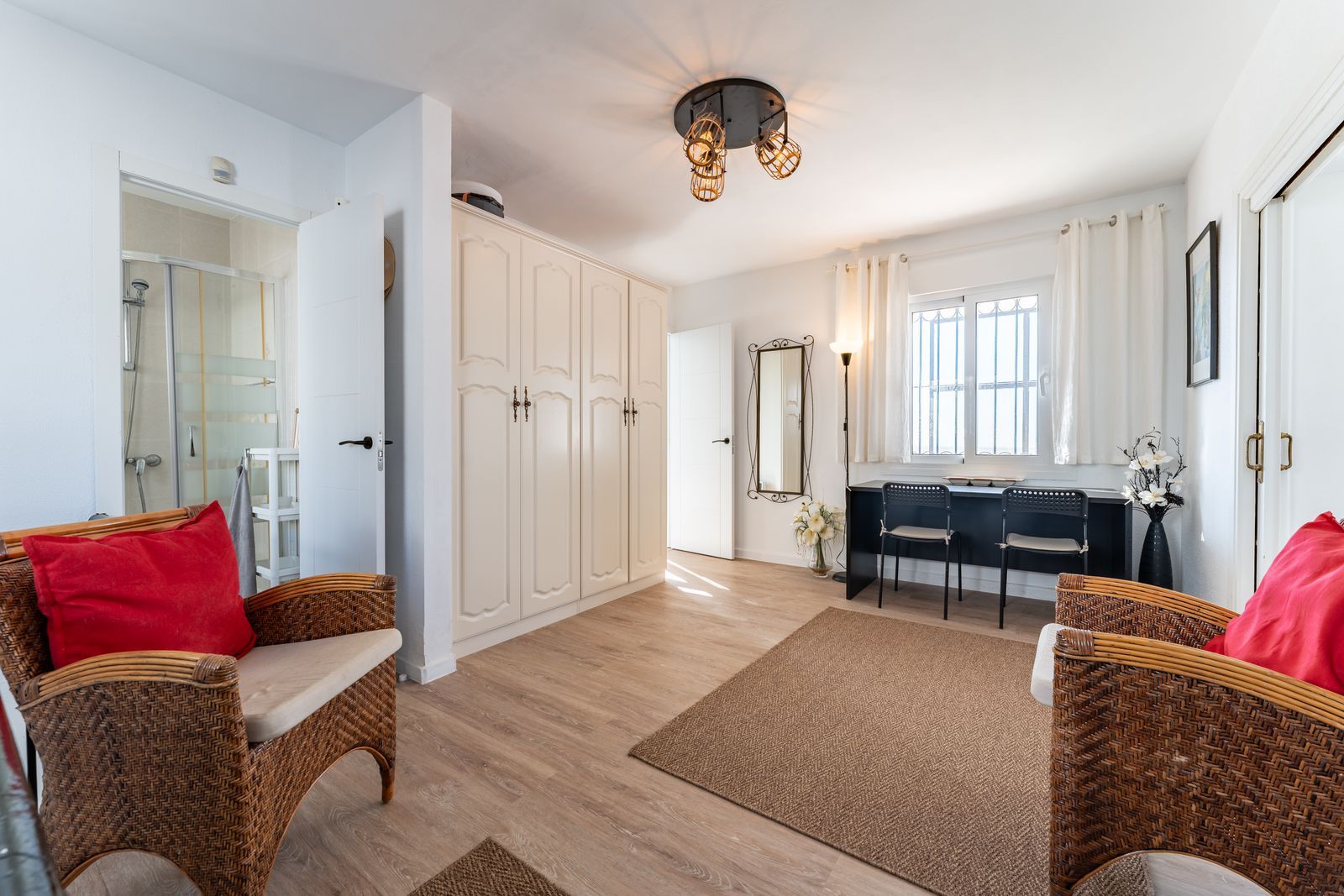 8ea075bc98b86b3c1c0ba8f623506ec2 - 8