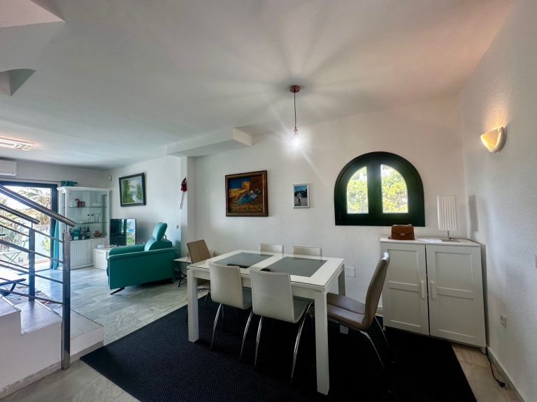 8eb414c5c7a530ed98183fc0d31bad73 - 6