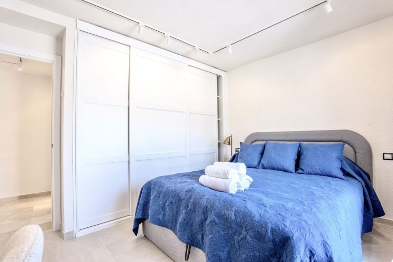 8f42841df18d3be9c009366ba5ea6d45 - 10