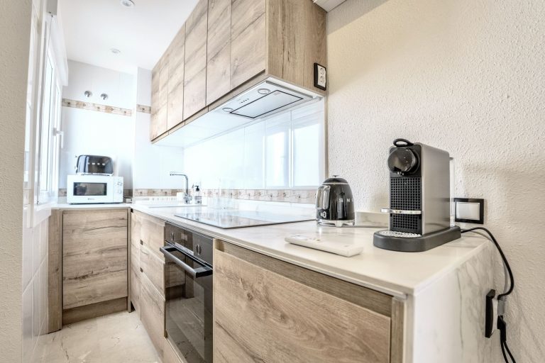 8f42841df18d3be9c009366ba5ea6d45 - 5