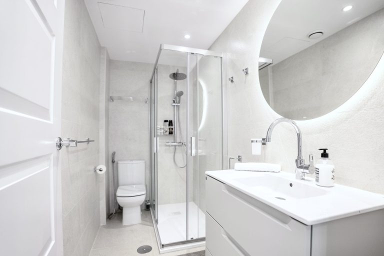 8f42841df18d3be9c009366ba5ea6d45 - 6