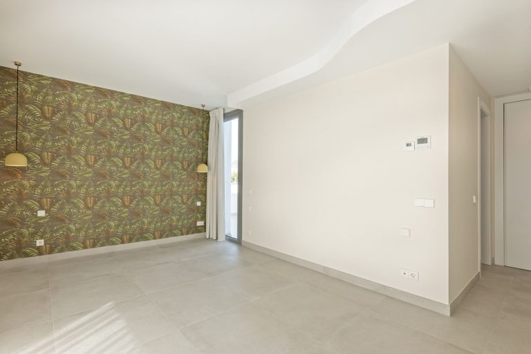 9064bebd917ab93257e35a12a0a5c83b - 14