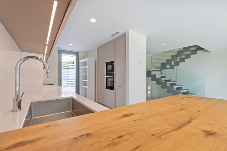 9064bebd917ab93257e35a12a0a5c83b - 5