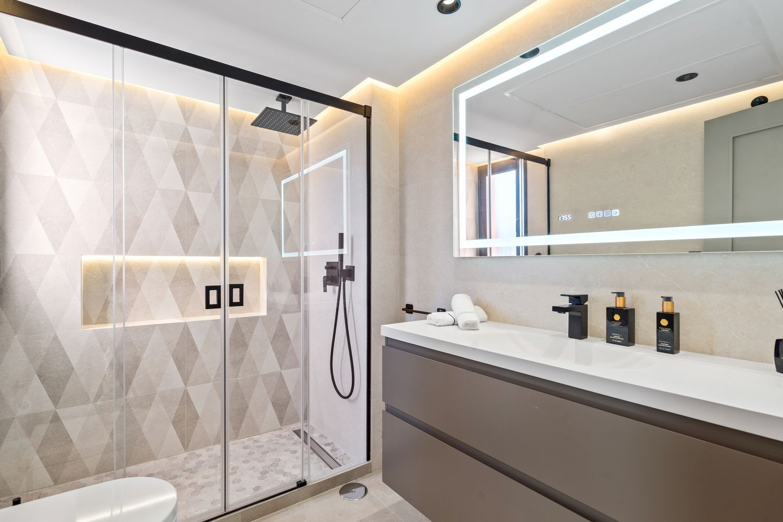 912e6fd76e83805616e7de902079e957 - 13