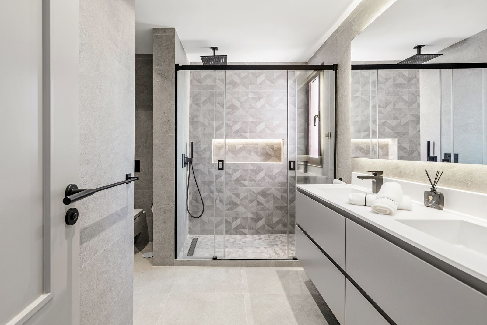 912e6fd76e83805616e7de902079e957 - 16