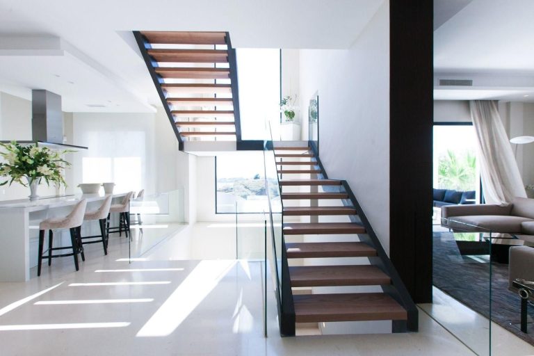 91ab912733eb7bb771fc5dfd163a761d - 12