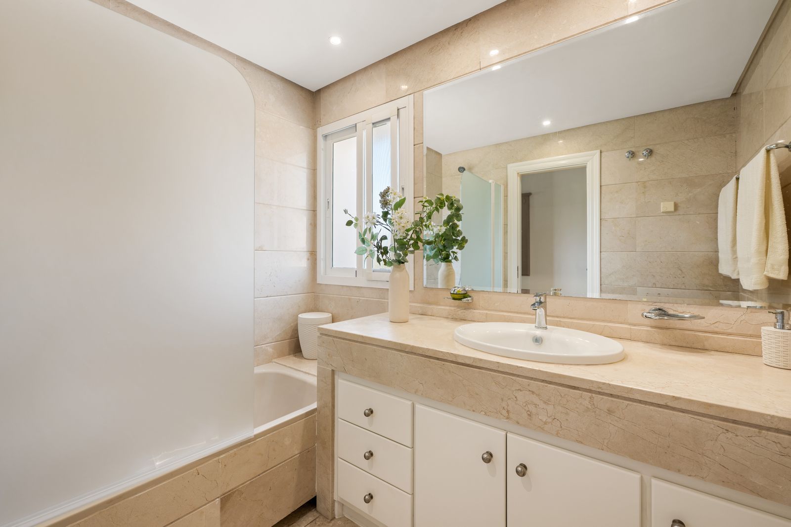 9218af3ef044fab21b52e67765c878b0 - 10