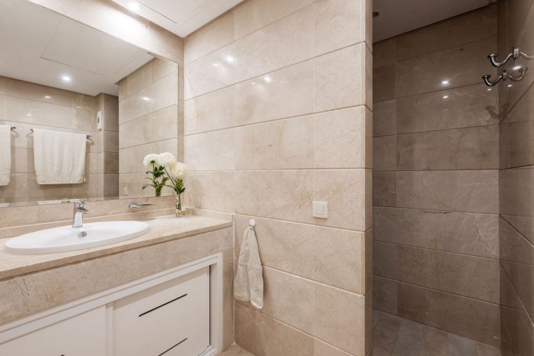 9218af3ef044fab21b52e67765c878b0 - 12