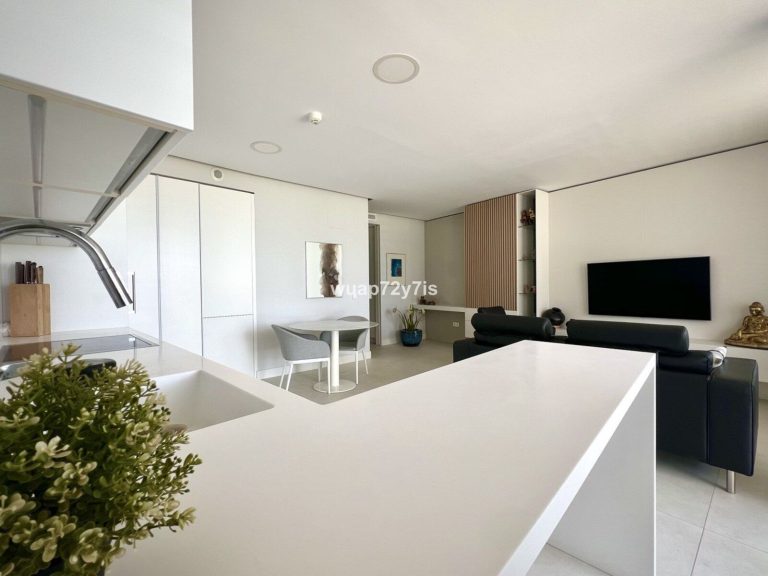 92873aa8e9f55dbc8b6578b80df2f65e - 13