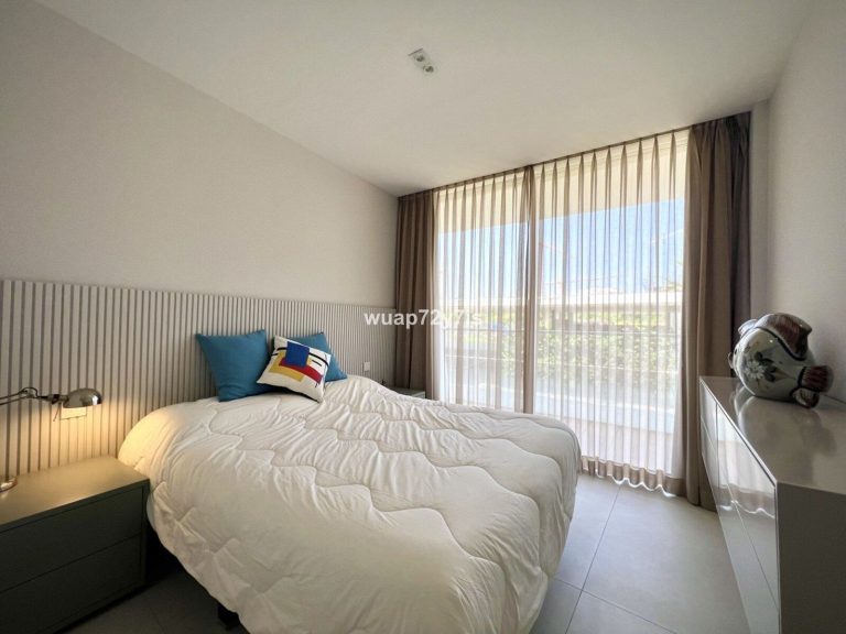 92873aa8e9f55dbc8b6578b80df2f65e - 16