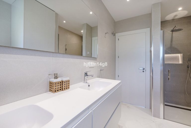 9304879dfdc3c0de4b51c5e4ccc8960b - 15