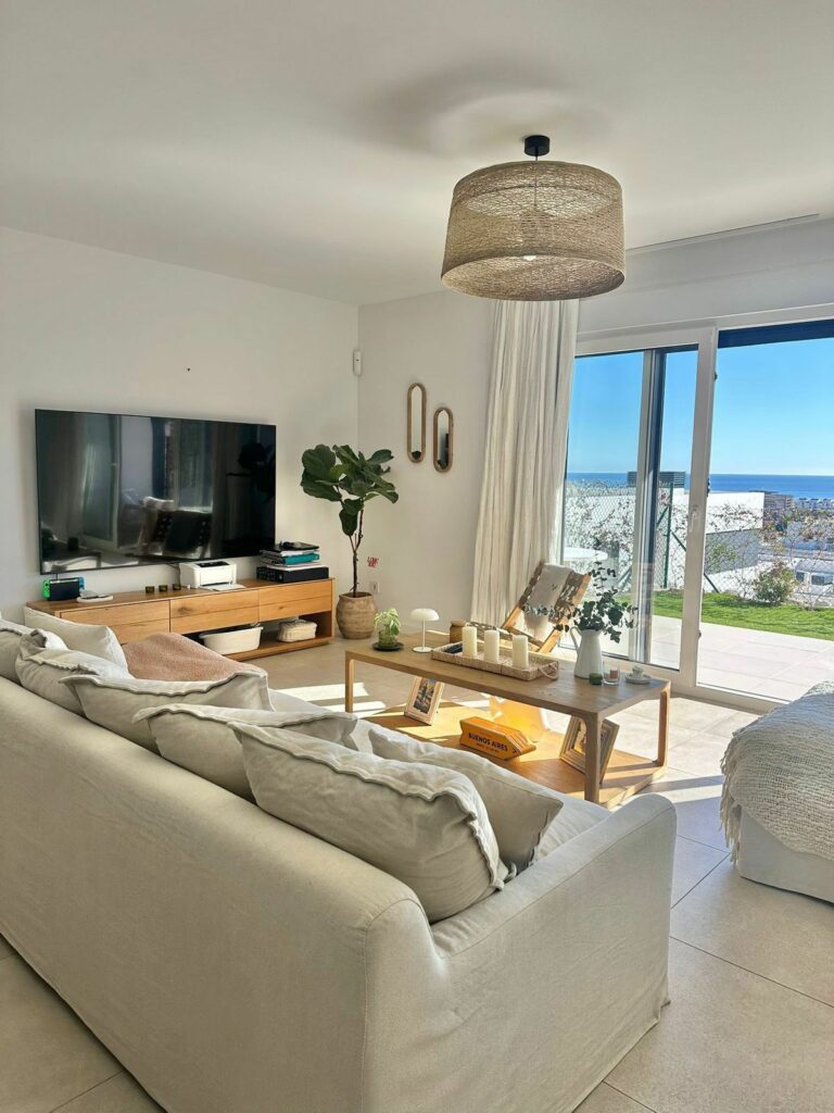 9350a48ff428dad5e53b87e47308ddd6 - 2