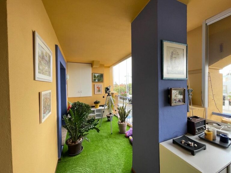 945d18a5f89bb42c4a389d4bc5abff8b - 3