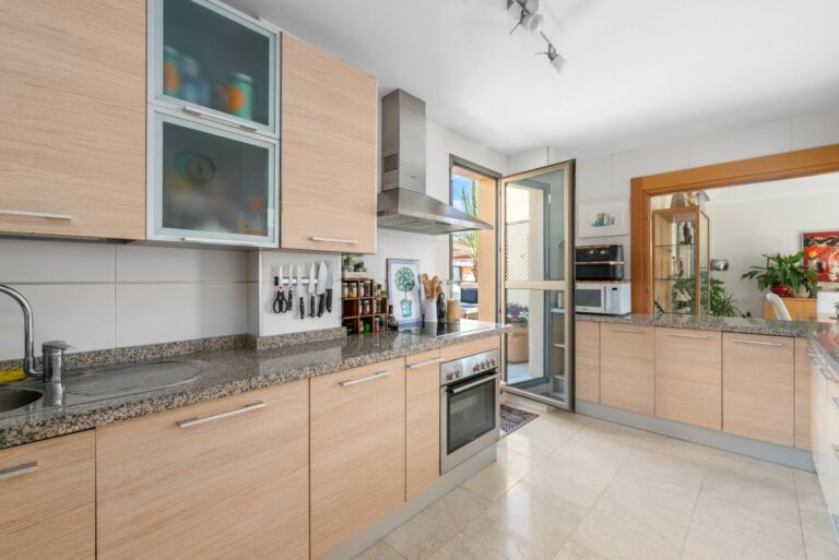 964b9508edcfecca902495cc280eb67a - 5