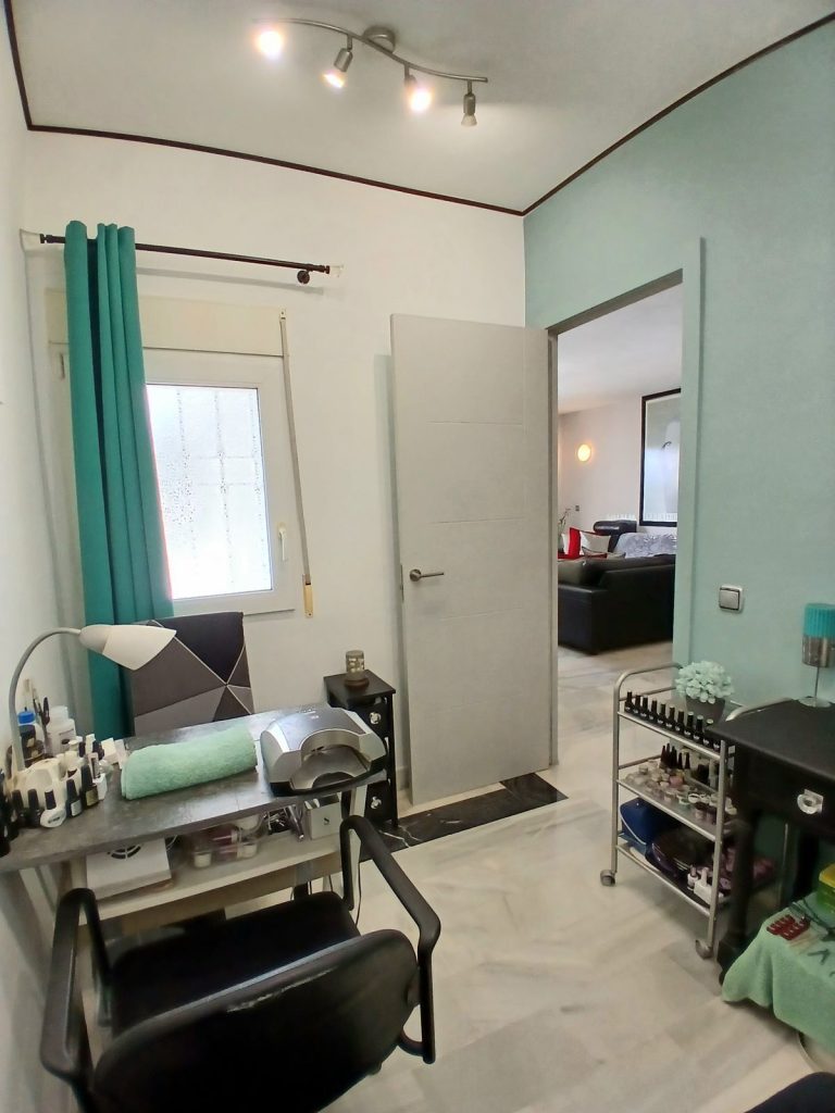 979e2afb138a2fd0ec7a85c542506440 - 15